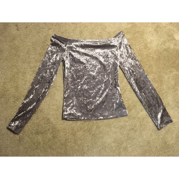 Off-the-shoulder, Long sleeve cropped tank top - Picture 1 of 1
